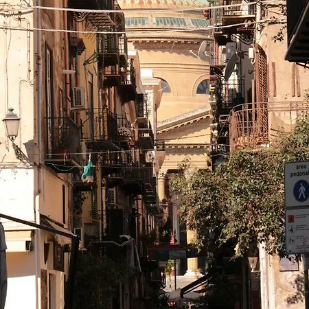 Bed & Breakfast Teatro 4*