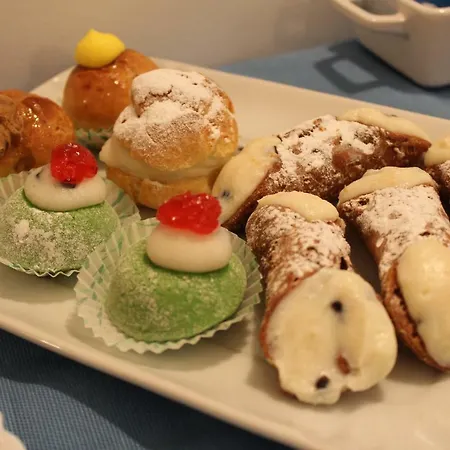 Teatro Alojamento de Acomodação e Pequeno-almoço 4*